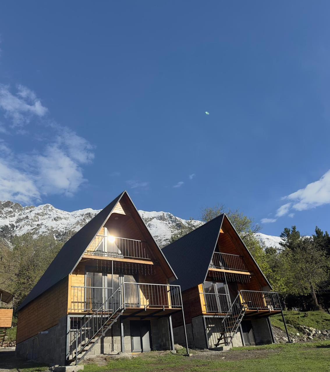 Cottage Paradise Kazbegi Eksteriør bilde