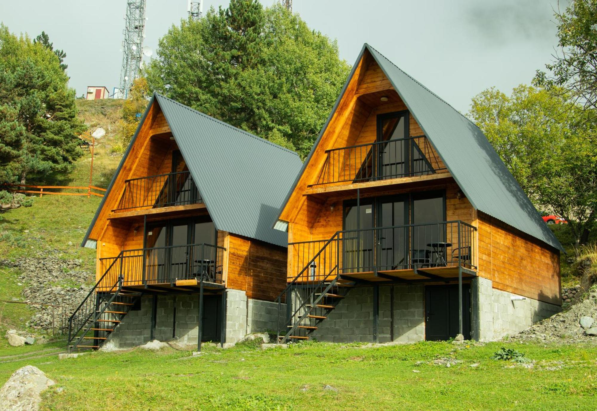 Cottage Paradise Kazbegi Eksteriør bilde