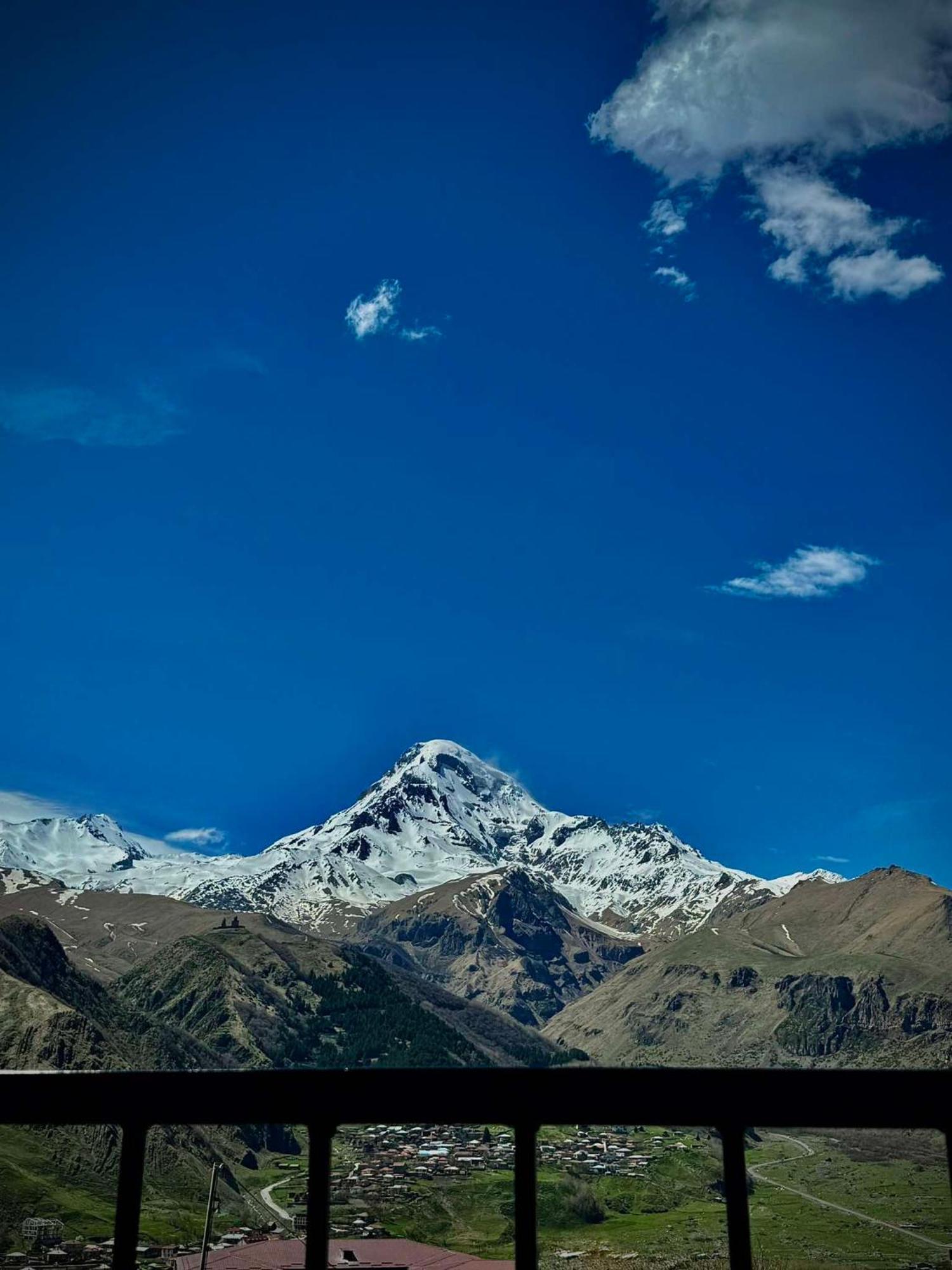Cottage Paradise Kazbegi Eksteriør bilde